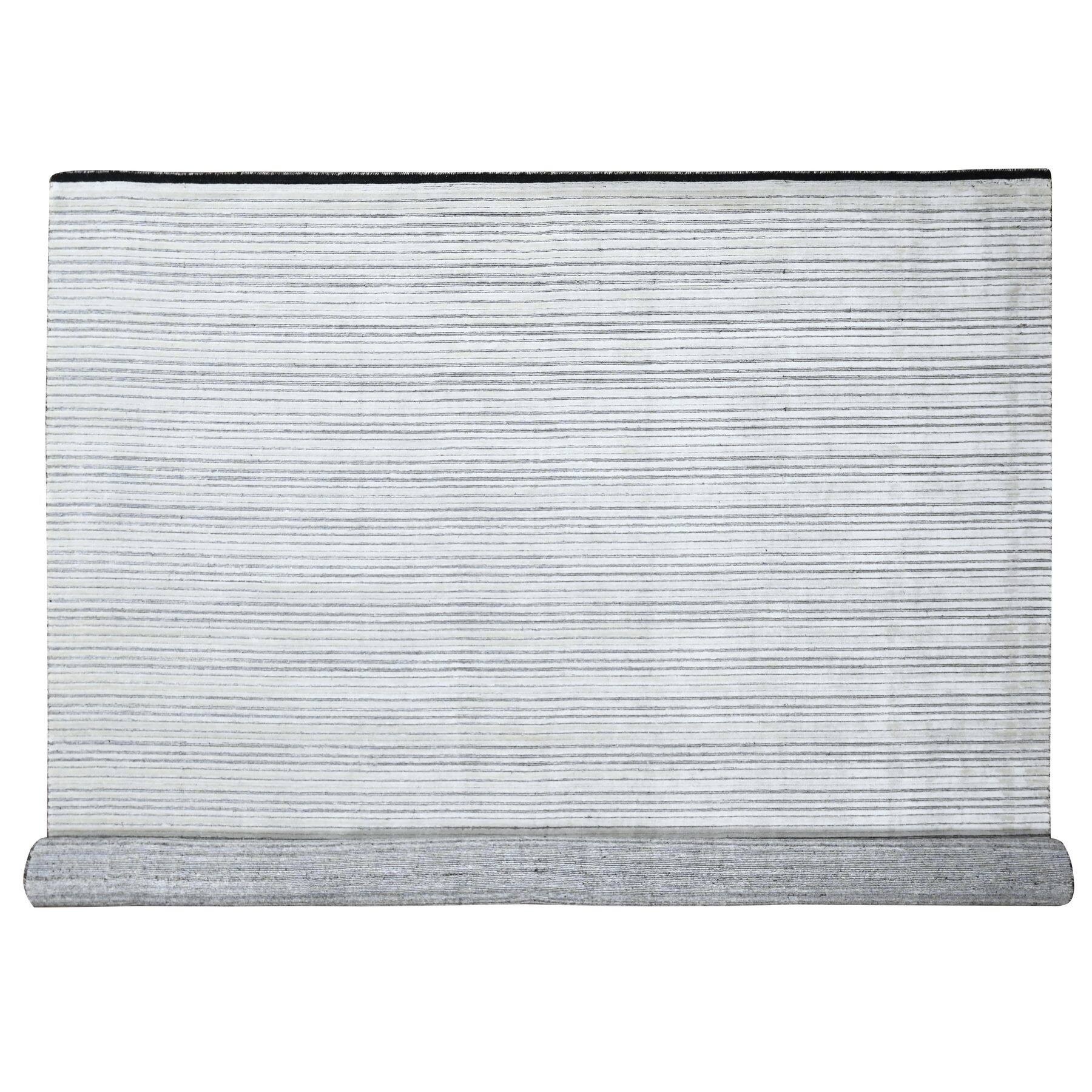 Shahbanu Rugs AntiFlash White and Black Wool and Plant Based Silk Modern Textured Hand Loomed
